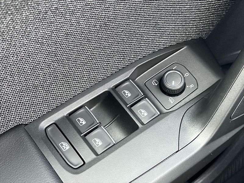 Seat Leon 1,5 TSi 96kW Xcellence ST - fotka 20 z 27