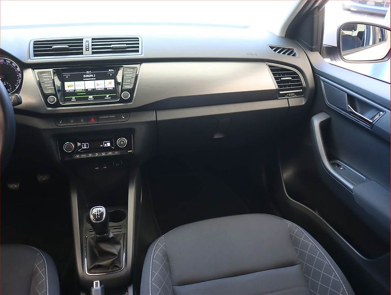 Škoda Fabia (2017) Style 1.4 TDI, Serv.kniha - fotka 8 z 19