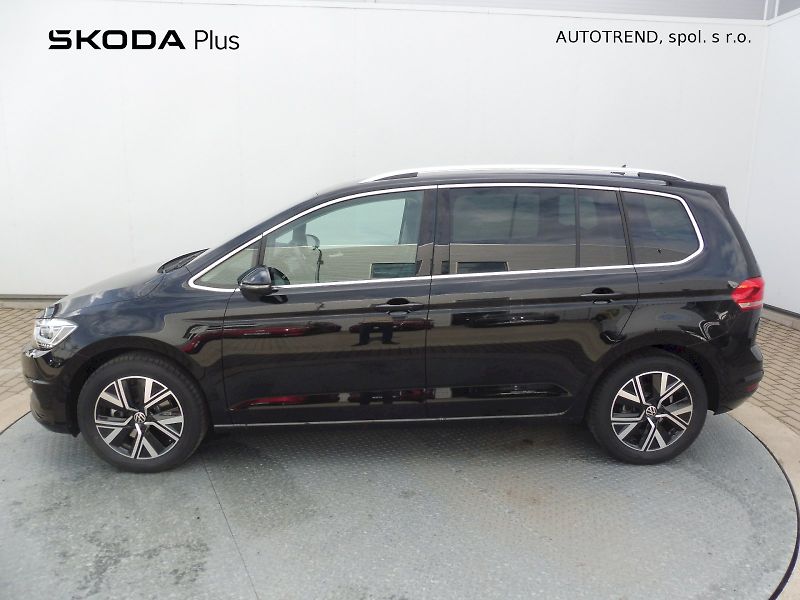 Volkswagen Touran (2026) People 1,5 TSI 110kW - fotka 3 z 27