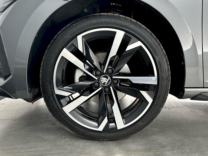 Škoda Scala (2025) DSG 1.5TSI 110kW Monte Carlo - fotka 32 z 32
