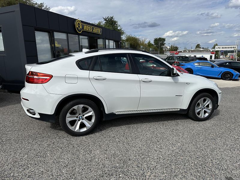 BMW X6 (2014) BMW X6 xDrive30d 2014 - fotka 8 z 18