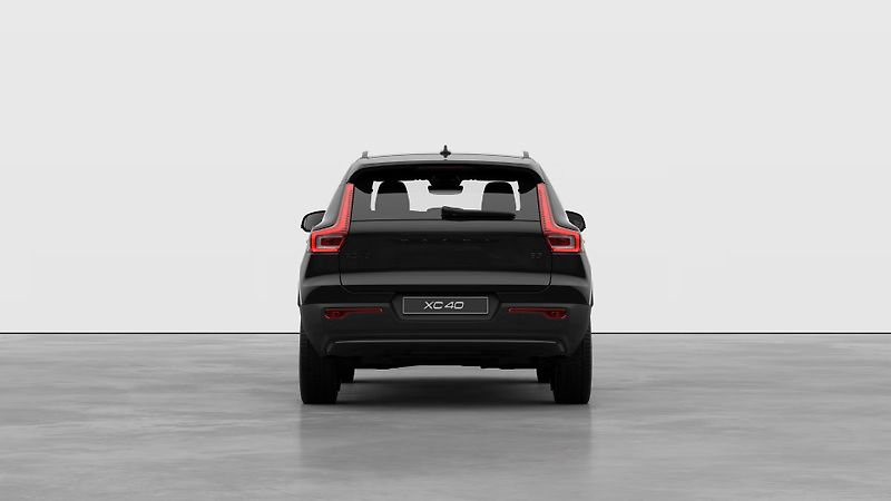 Volvo XC40 (2026) B3 BLACK EDITION PLUS AUT - fotka 14 z 17