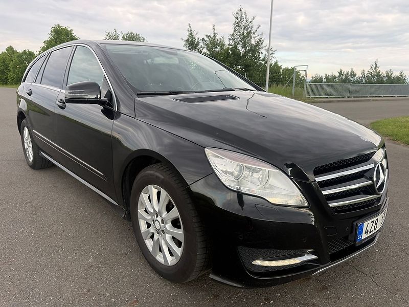Mercedes-Benz Třídy R ELEGANCE W251 4-MATIC 350 CDI - fotka 7 z 21