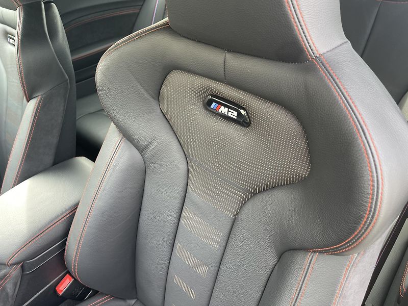 BMW M2 3.0i V6 302 kW AT COMPETITION! - fotka 27 z 58