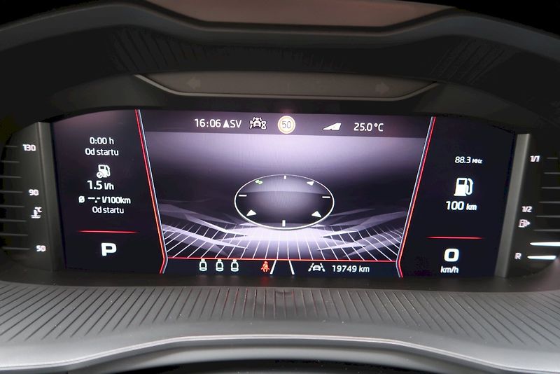Škoda Scala (2025) MC 1.0 TSI 85 kW DSG - fotka 6 z 28