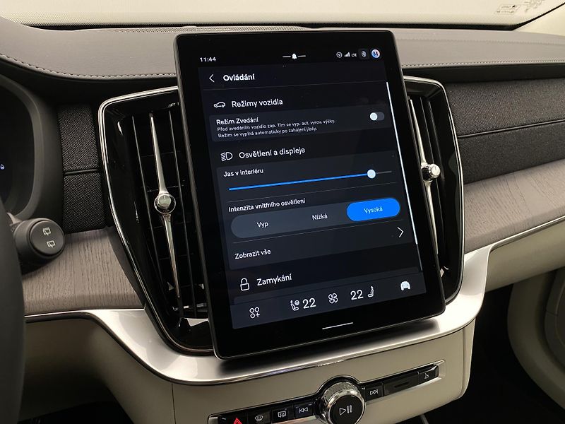 Volvo XC90 (2026) T8 AWD Plug-in BRIGHT PLUS 7m - fotka 53 z 71