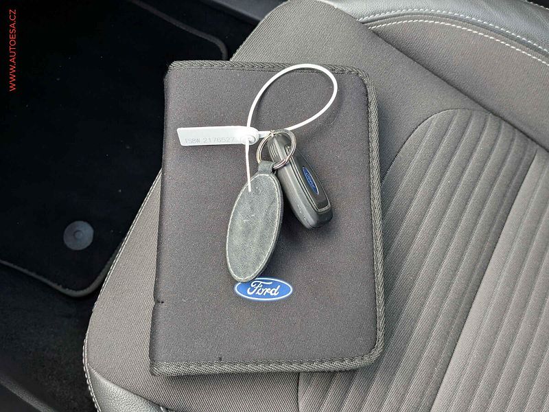 Ford Kuga (2018) 1.5EB, 1.maj,ČR, Xenon, navi - fotka 16 z 16