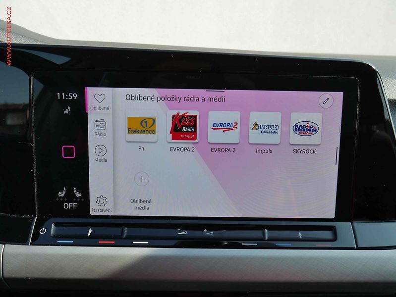 Volkswagen Golf (2023) 1.0TSi, 2.maj,ČR, Life, LED - fotka 14 z 18