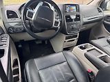 Chrysler Town & Country (2014) 3,6 RT Penta DVD 2014 - náhled 15
