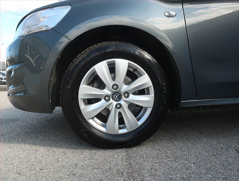 Citroën C-Elysée (2014) 1.2 VTi, Tempomat - fotka 14 z 17