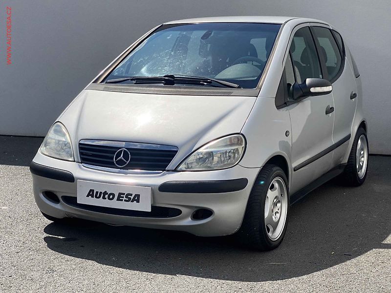 Mercedes-Benz Třídy A (2003) 1.4i 140, AC - fotka 3 z 16
