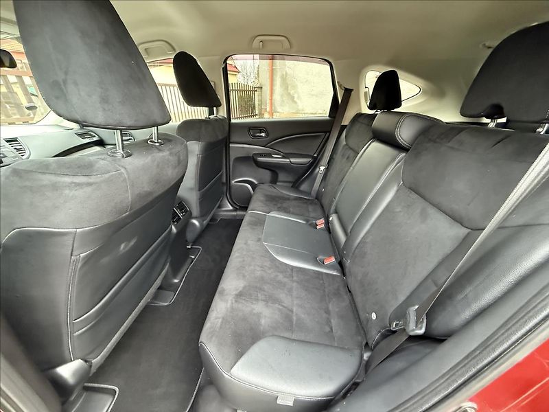 Honda CR-V 2,0 4x4 - fotka 14 z 25