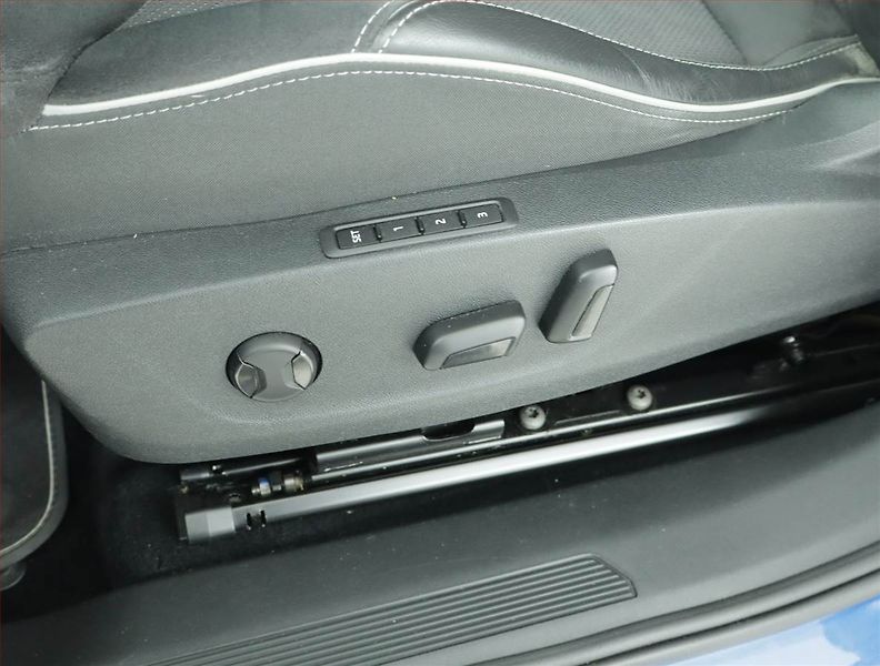 Škoda Enyaq (2022) Sportline iV 60 (62 kWh) - fotka 17 z 20