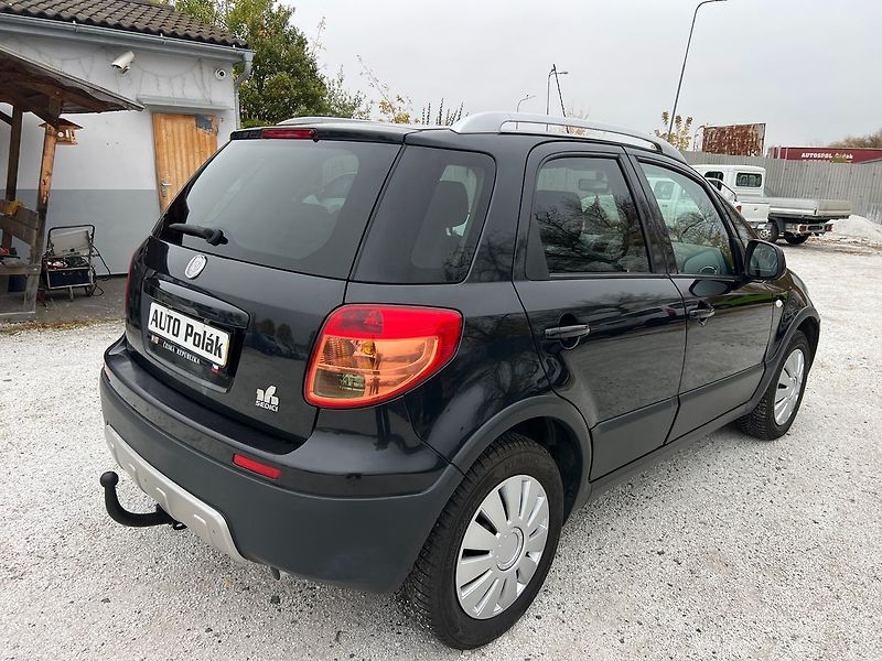 Fiat Sedici 1.9 JTD 4x4 - fotka 13 z 15