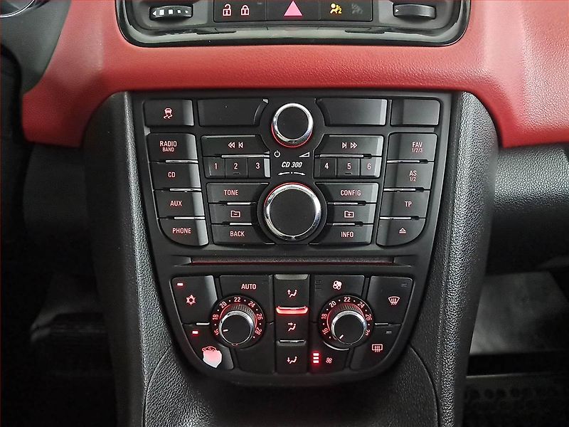 Opel Meriva (2011) 1.7 CDTI, Automat, Tempomat - fotka 12 z 16