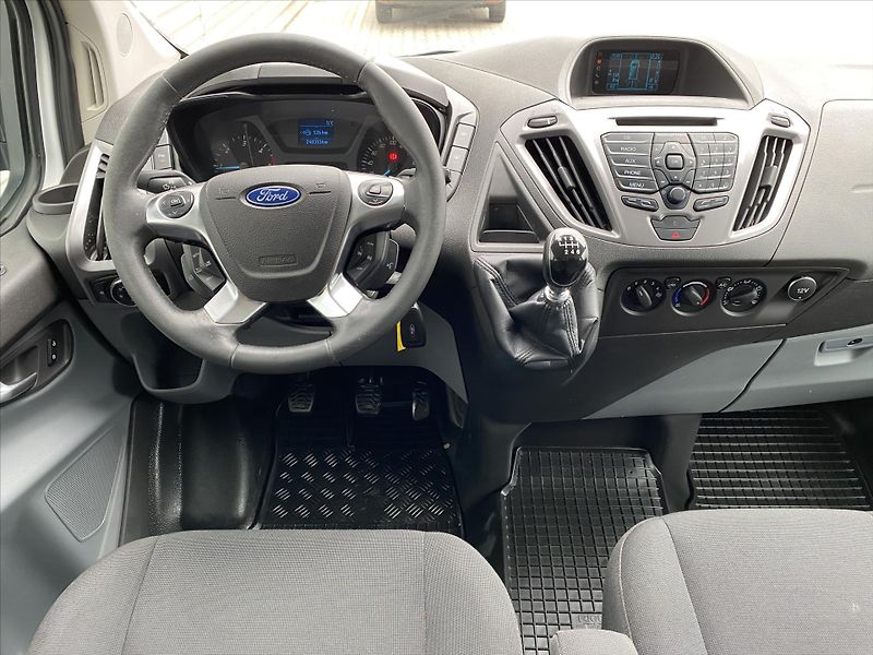 Ford Transit Custom 2,2 TDCi 92kW 9Míst L2 - fotka 10 z 24