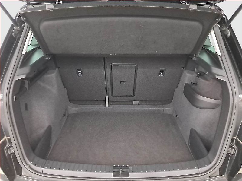 Škoda Karoq (2021) 1.5 TSI - fotka 14 z 22