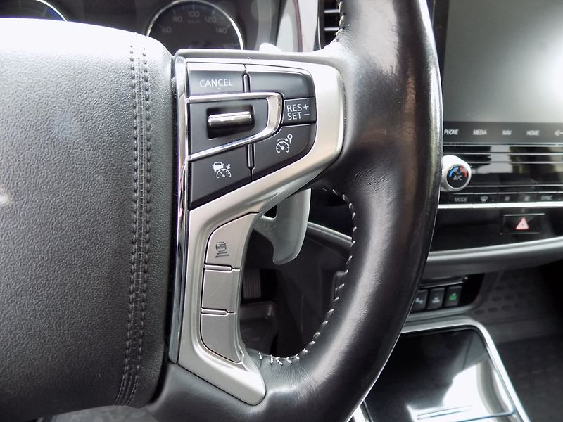 Mitsubishi Outlander (2021) 2.4 PHEV/4WD/1.Maj./LED/ - fotka 29 z 42