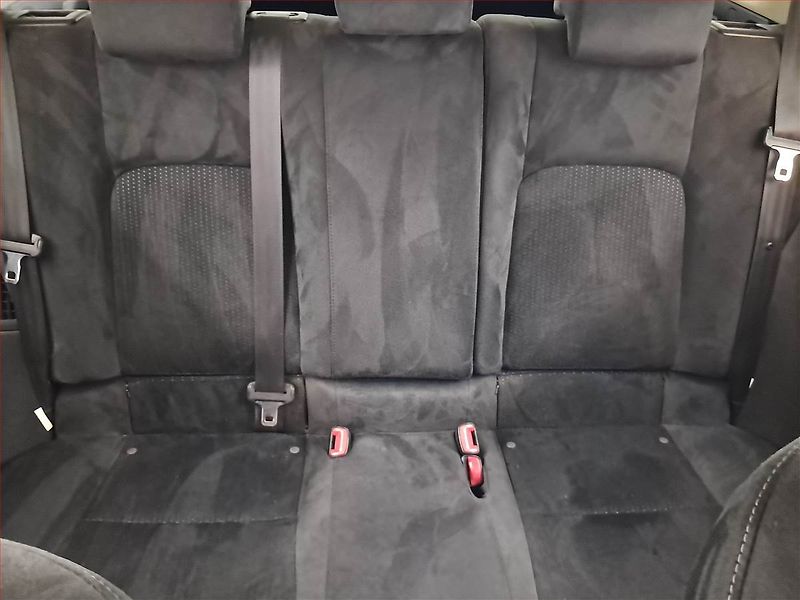 Lexus CT 200h (2016) 200h, Automat, Navi, Tempomat - fotka 10 z 23