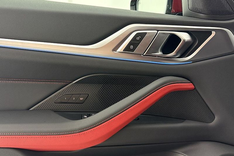 BMW i4 xDrive40 - fotka 15 z 24