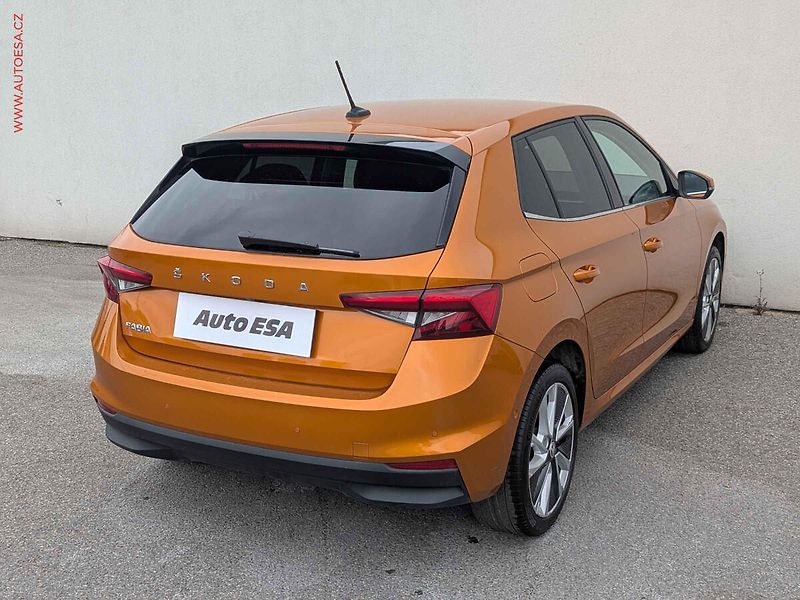 Škoda Fabia (2021) 1.0 TSi, 1.maj,ČR, LED, NAVI - fotka 4 z 20