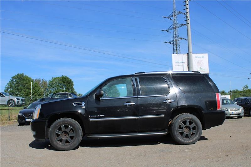 Cadillac Escalade 6,2 V8 6.2i  +LPG, 301 KW, ČR - fotka 8 z 29