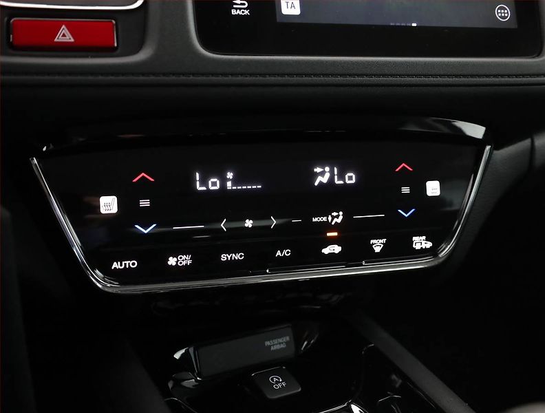 Honda HR-V (2017) Elegance 1.5 i-VTEC, Automat - fotka 15 z 19