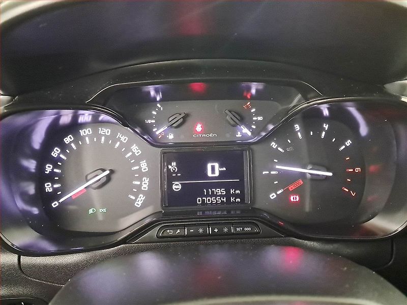 Citroën C3 (2022) Feel 1.2 PureTech, Serv.kniha - fotka 11 z 20