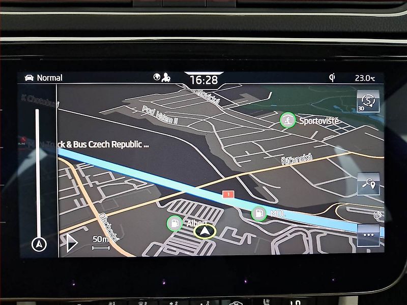 Škoda Superb (2023) Laurin&Klement 2.0 TDI - fotka 18 z 20