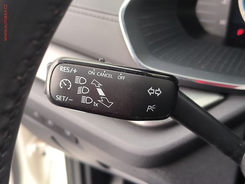 Škoda Octavia (2020) 2.0TDi, ČR, DSG, LED - fotka 22 z 26
