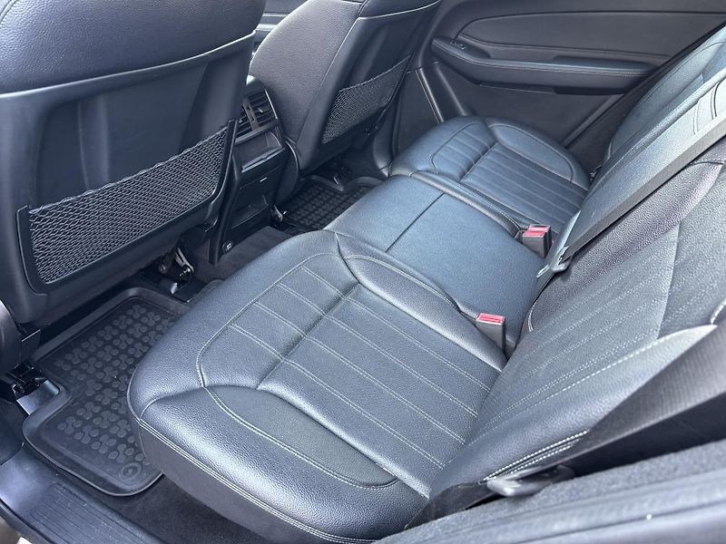 Mercedes-Benz GLE (2016) 250CDI, MATIC,150kW, serviska - fotka 12 z 18