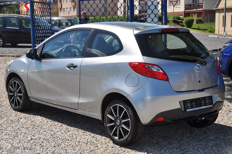 Mazda 2 1.3i 55kW 3dv. KLIMA - fotka 4 z 10