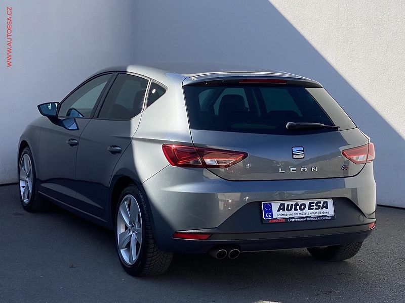 Seat Leon (2016) 1.8 TSi, FR, DSG, +pneu - fotka 6 z 18