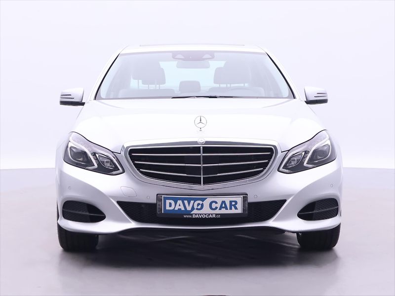 Mercedes-Benz Třídy E 3,5 E 400 Serv.kniha LED - fotka 2 z 37