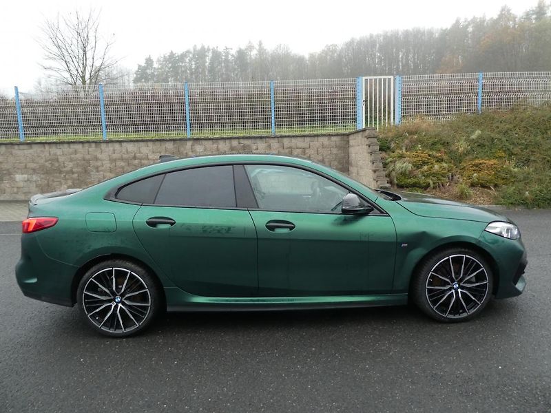 BMW Řada 2 Gran Coupe 220i 131kW MSPORT - fotka 2 z 15
