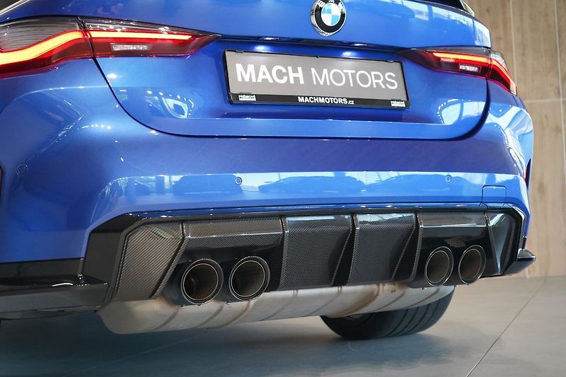 BMW M4 Competition xDrive Convertible - fotka 14 z 45