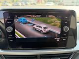 Volkswagen T-Roc 1,5 TSi/110kW LIFE - DSG,TZ,.. - náhled 25