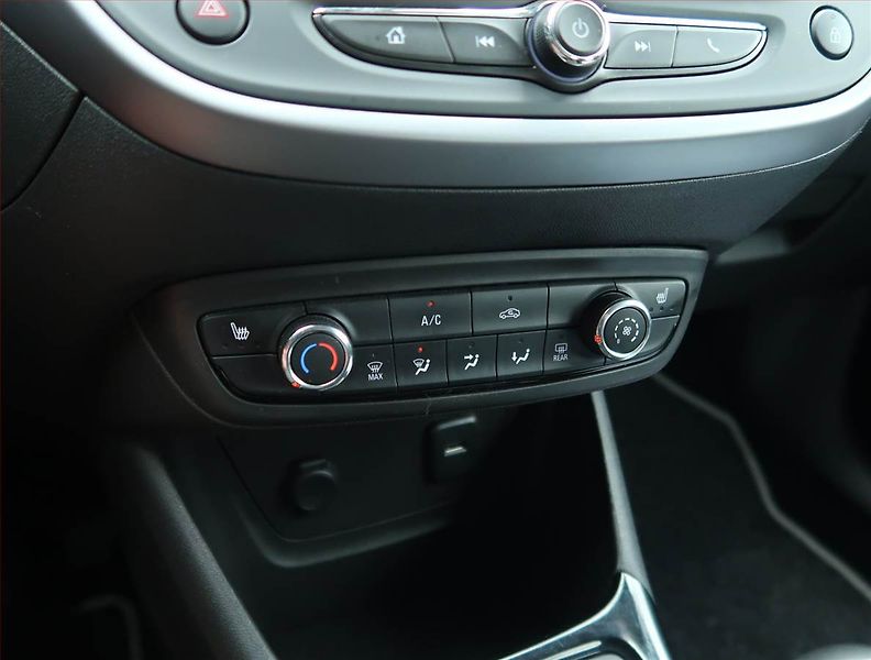 Opel Crossland X (2021) Edition 1.2 Turbo, ČR,1.maj - fotka 16 z 17