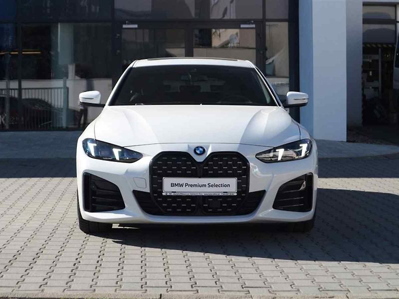 BMW Řada 4 - fotka 2 z 10