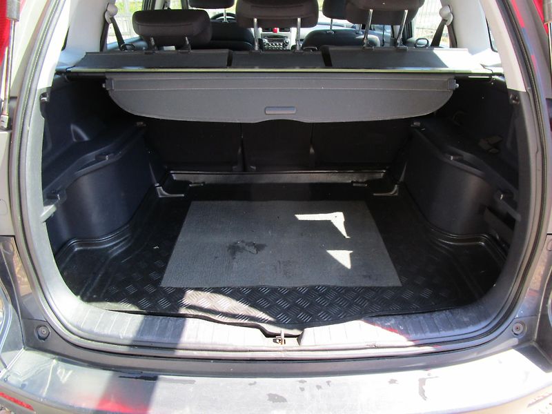 Honda CR-V 2,2D-103KW-4x4-NOVÁ STK - fotka 6 z 14