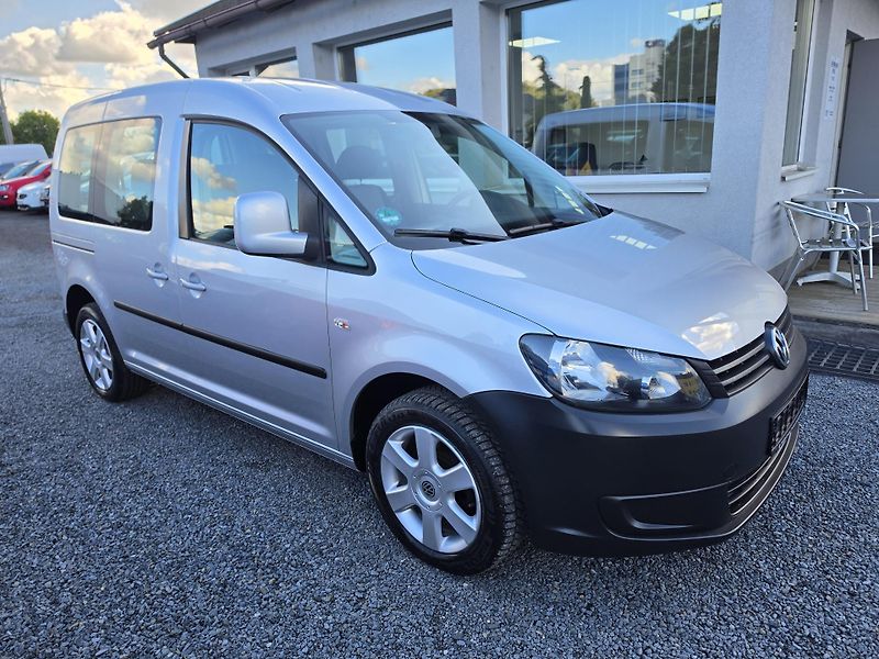 Volkswagen Caddy 1.6 TDI  - fotka 1 z 40