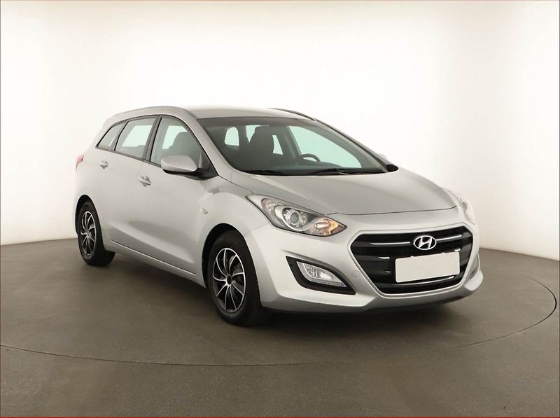 Hyundai i30 (2016) Trend 1.4 CRDi, Serv.kniha - fotografie inzerátu