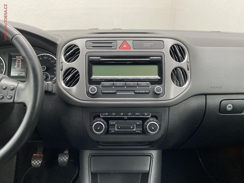 Volkswagen Tiguan (2010) 2.0 TSi 4x4, Team, bixen - fotka 12 z 16