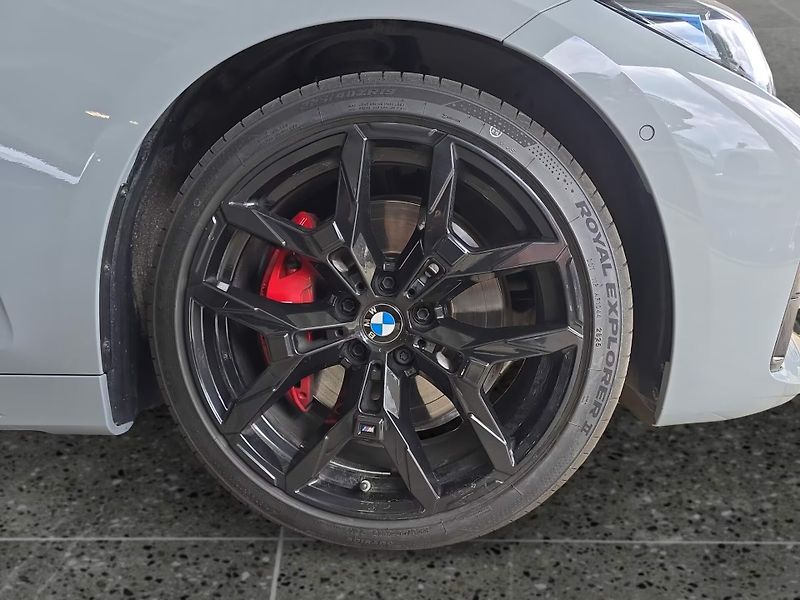BMW Řada 4 M440i xD Cabrio M-Sport Pro - fotka 6 z 16