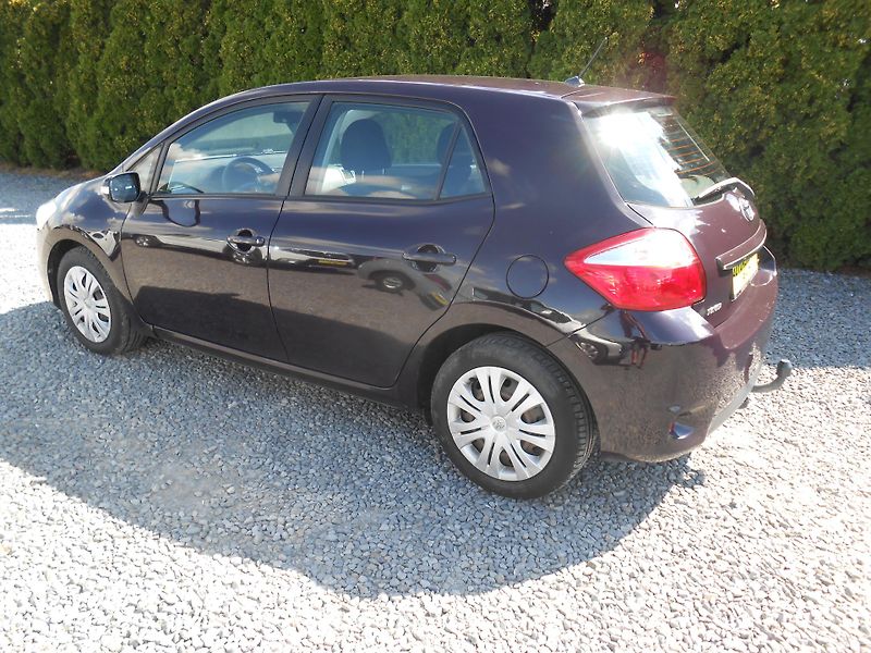 Toyota Auris 1.6VVTi,97KW,Tažné, Výhřev,CZ! - fotka 31 z 33