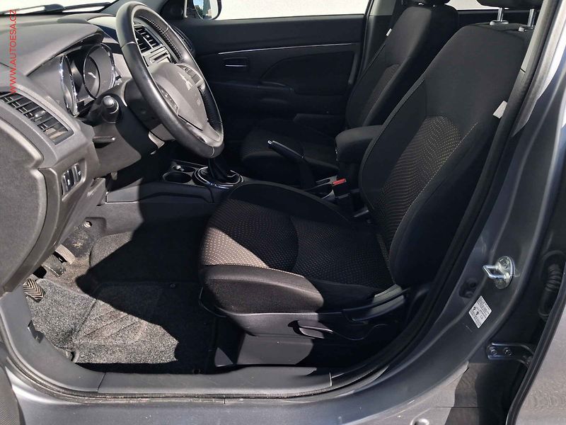 Mitsubishi ASX (2014) 1.6 MiVEC, Xenon, kamera, - fotka 9 z 19