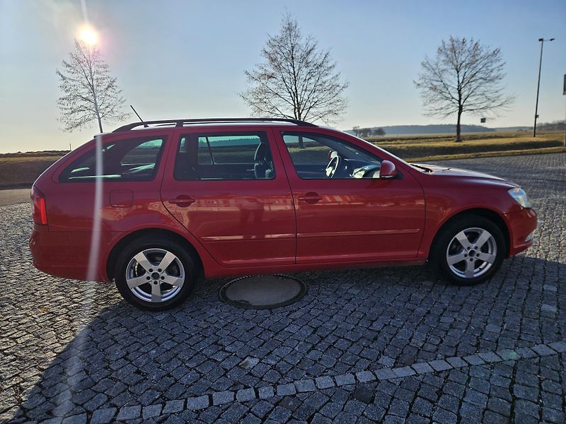 Škoda Octavia (2012) DSG, NOVÉ ROZVODY, SPLÁTKY  - fotka 5 z 23