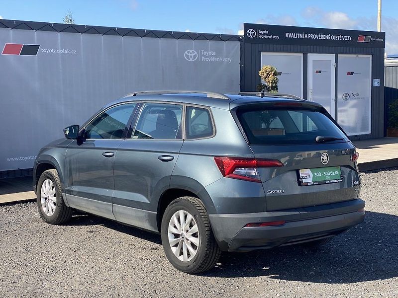 Škoda Karoq 2.0TDi, ČR, 4x4, manual - fotka 5 z 17