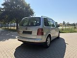 Volkswagen Touran 1.6 75kw Trendline 7 míst - náhled 7