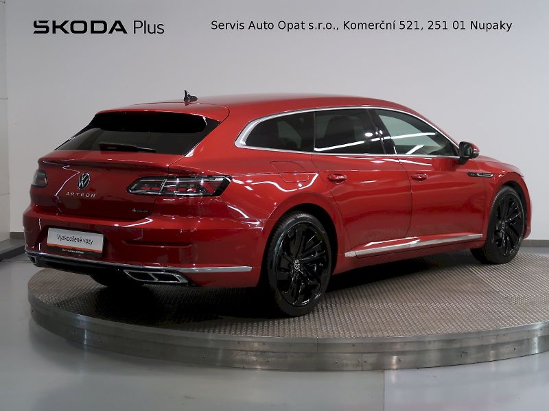 Volkswagen Arteon (2022) SB R-LINE 2.0TSI 206KW 4x4 DSG - fotka 2 z 42